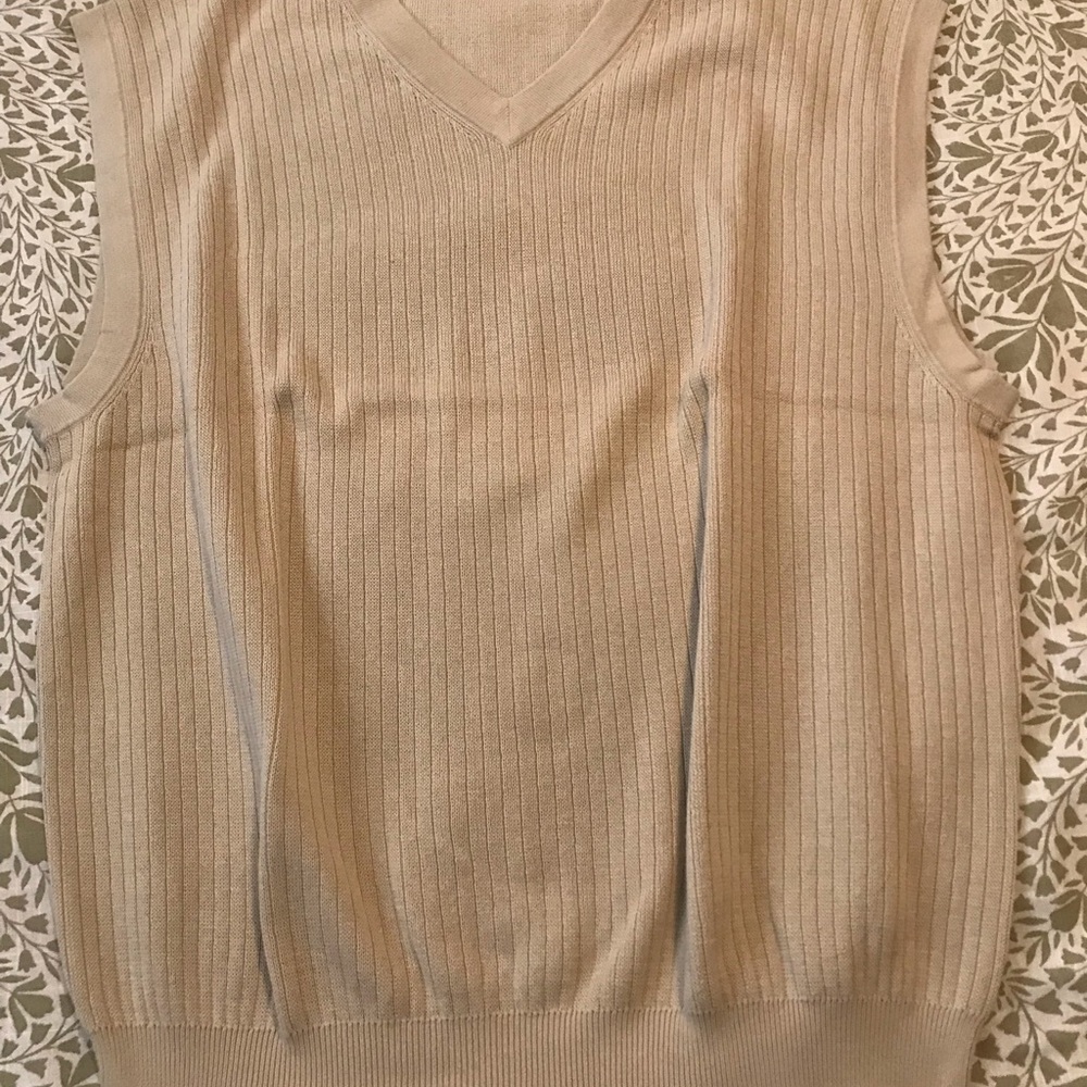 Cutter & Buck Men's Beige V-Neck Sweater Vest